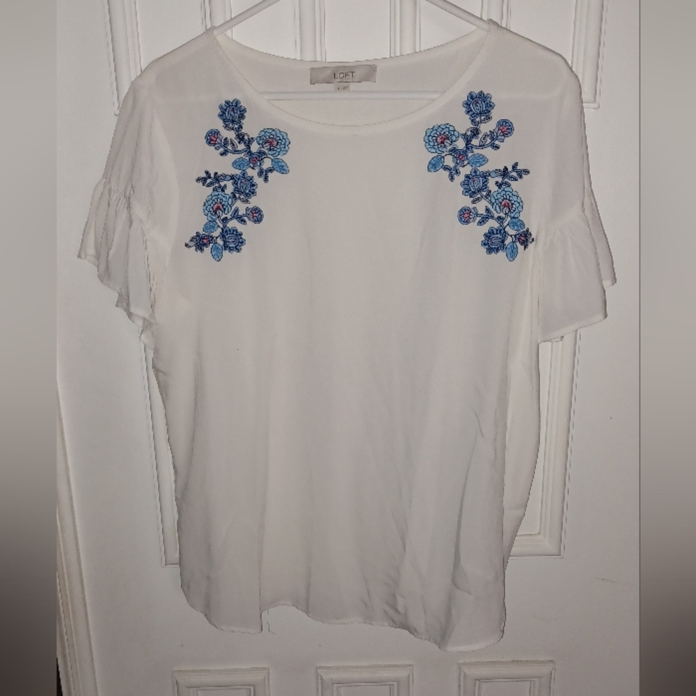 Loft Women Large White Blue BOHO Floral Embroidery Ruffle Sleeve